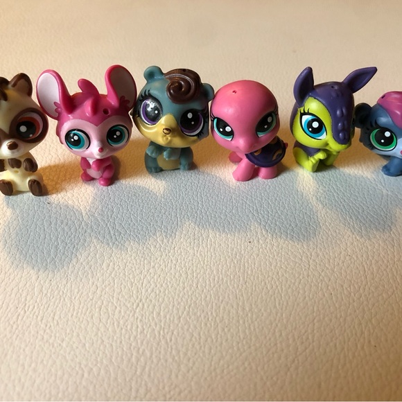 Littlest Pet Shop Mini Pets lot of 11 Pets - Picture 2 of 9
